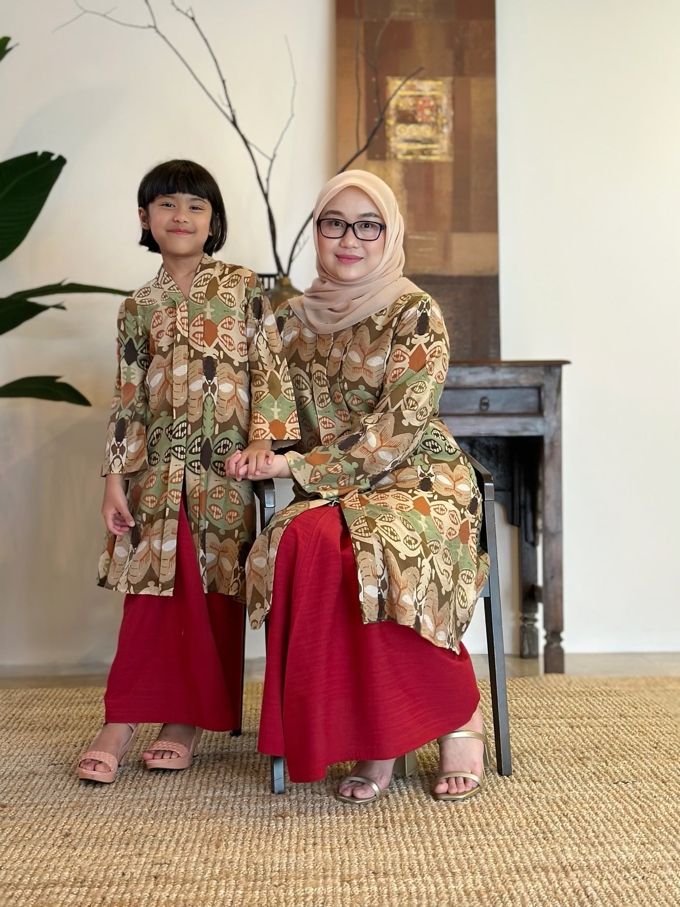 INTAN Long Kebaya Set in Joy