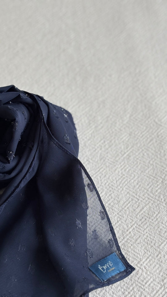 ALUN Selendang in Midnight Dobby