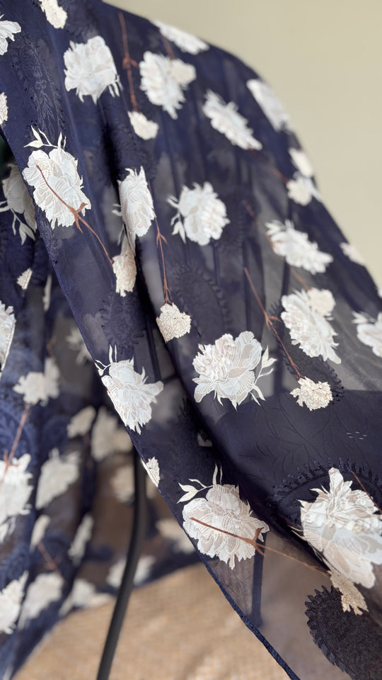 ALUN Selendang in Midnight Peony