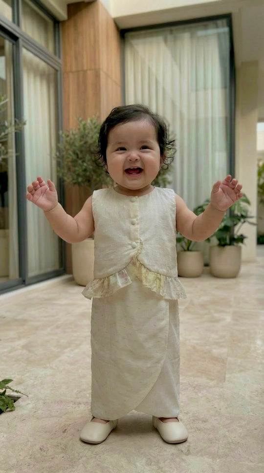 AYRA Baby’s Blouse & Skirt Set in Lemon Blossom