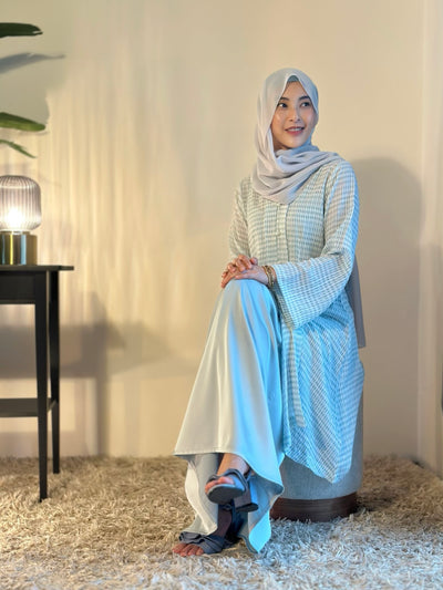 LAILA Long Kebaya Set in Icy Mist