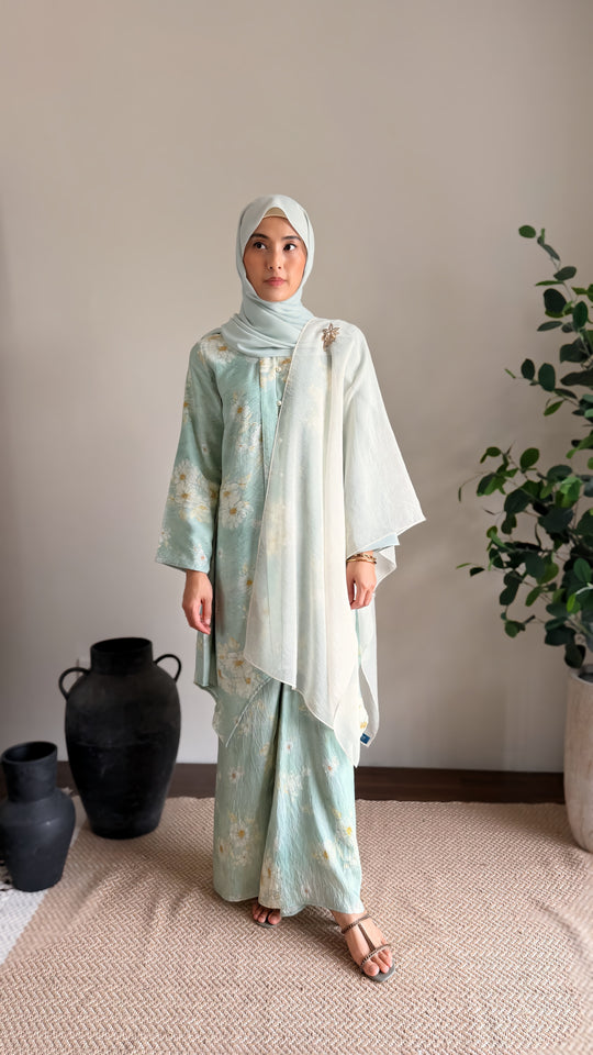 RATU Long Kebaya Set in Dreamy Green