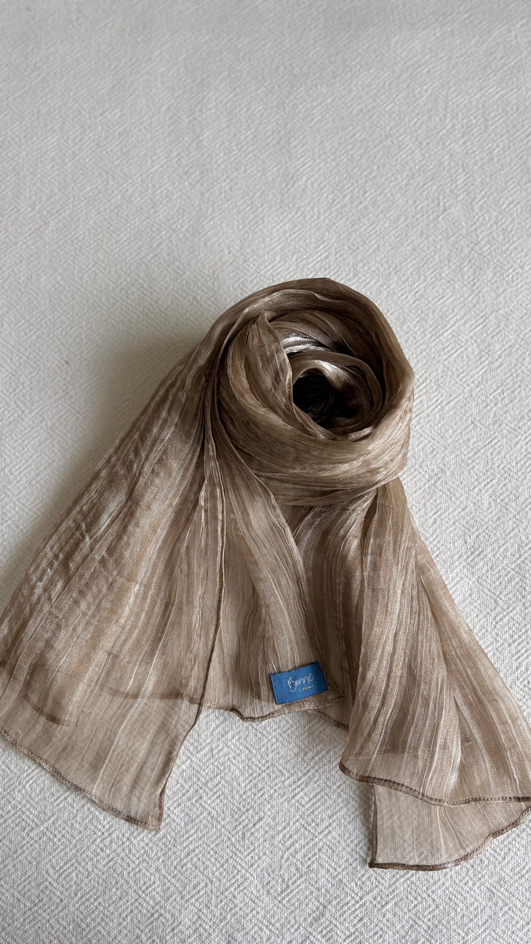 ALUN Selendang in Sand Shimmer