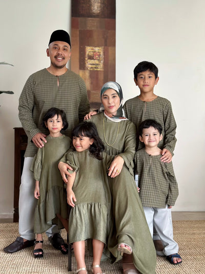 BUDI Teluk Belanga Kurta in Olive