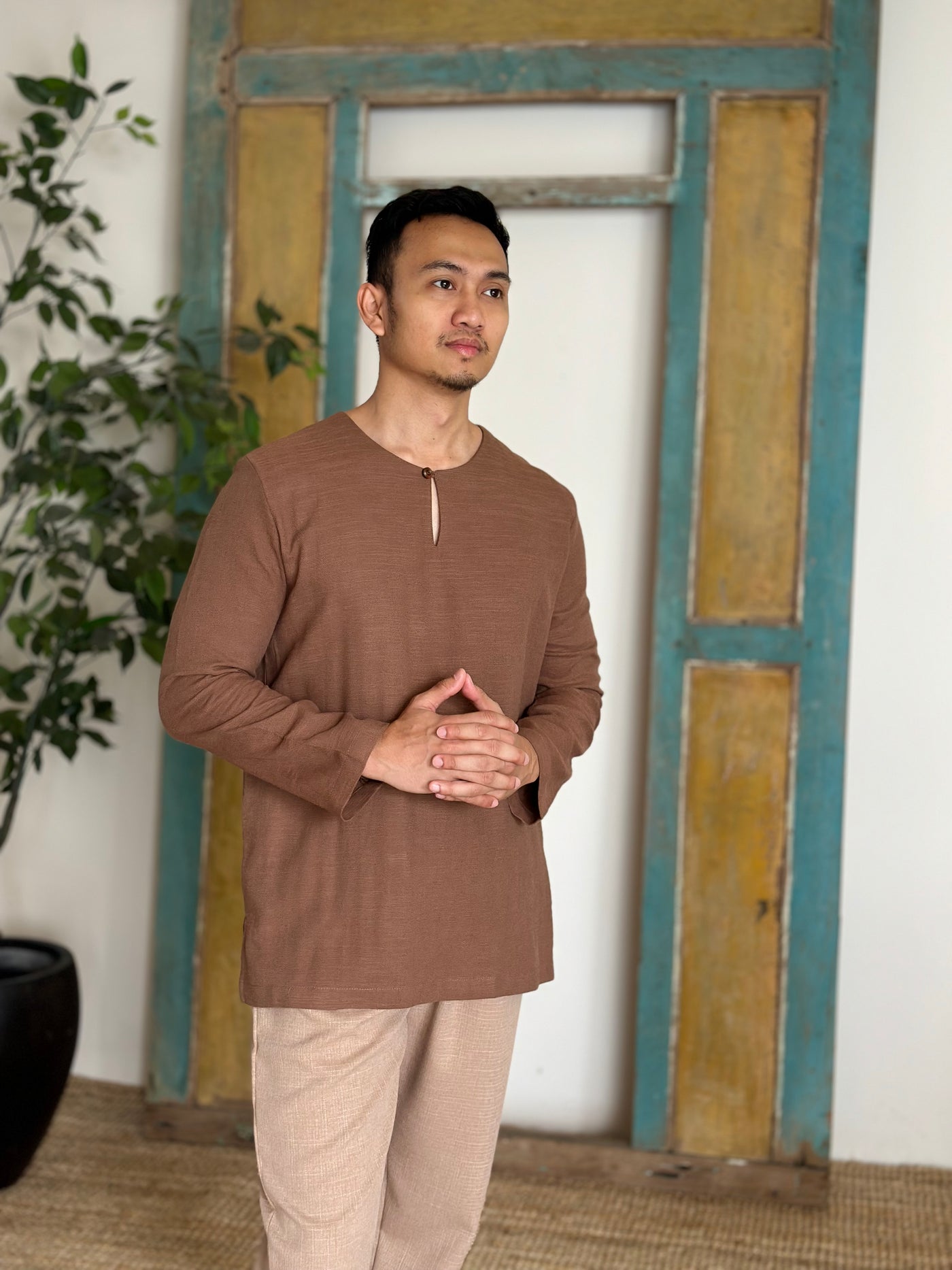 BUDI Teluk Belanga Kurta in Hickory