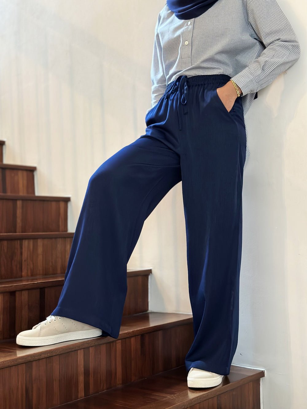 NAOMI Palazzo Pants in Midnight Blue