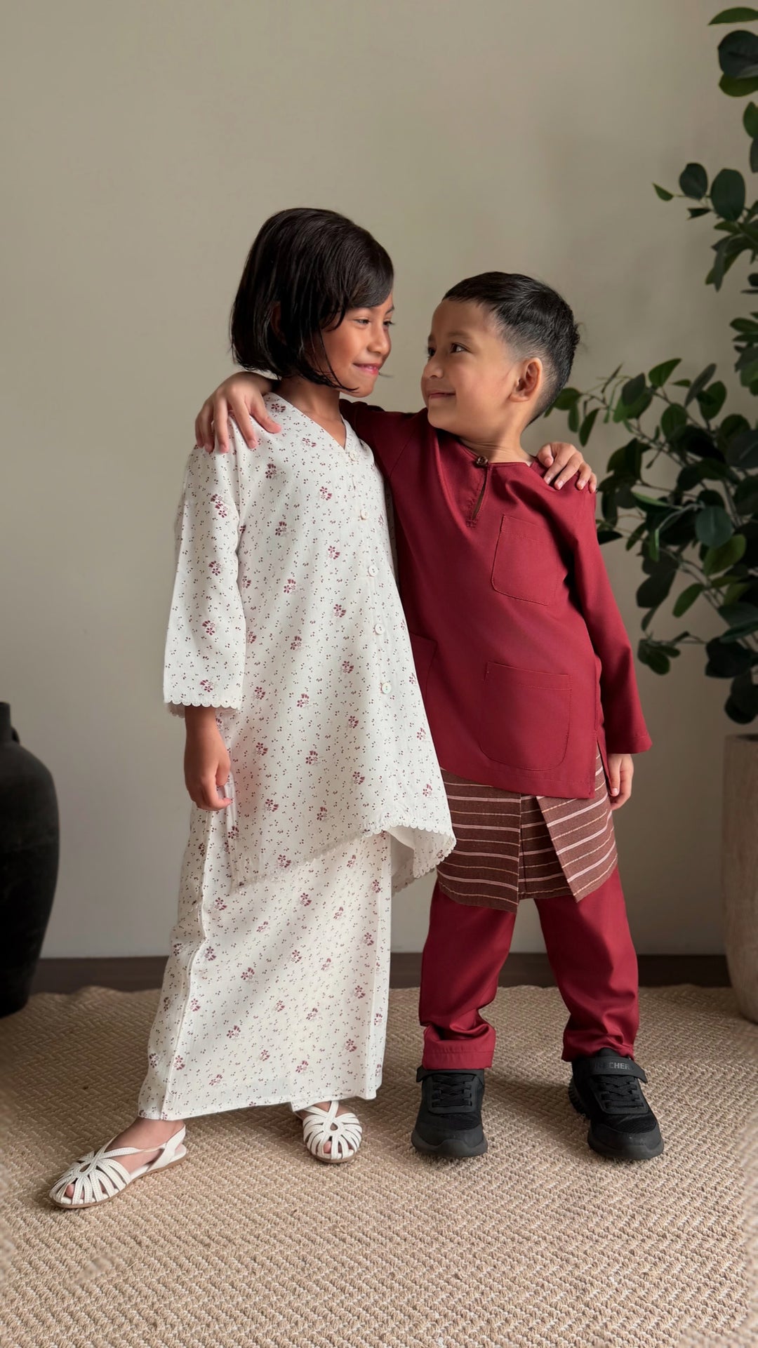 JEBAT Baju Melayu Teluk Belanga in Maroon