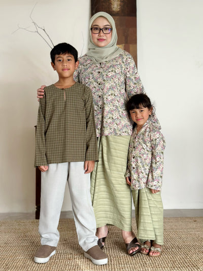 CEMARA Short Kebaya Set in Olive Floral