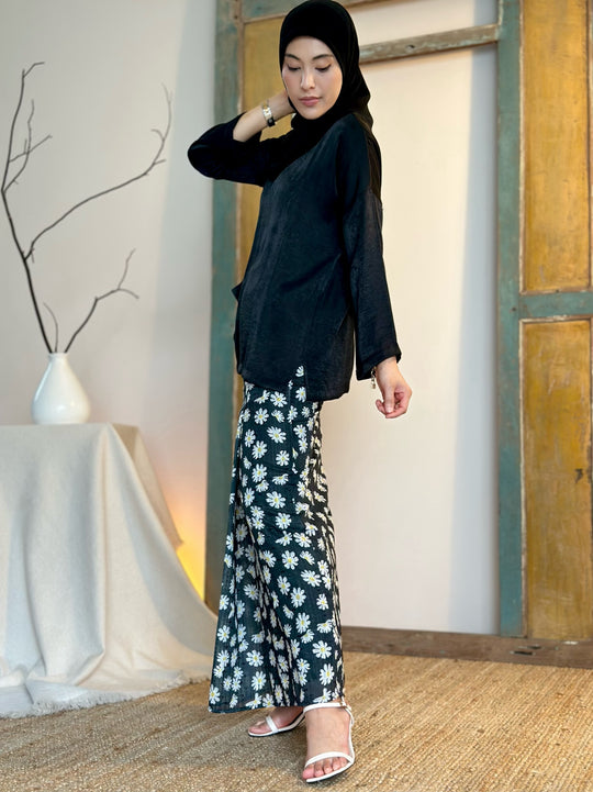 MULUS Kurung Kedah Set in Ebony