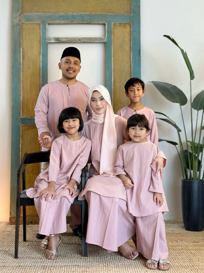 CEMPAKA Kurung Pahang Set in Pink