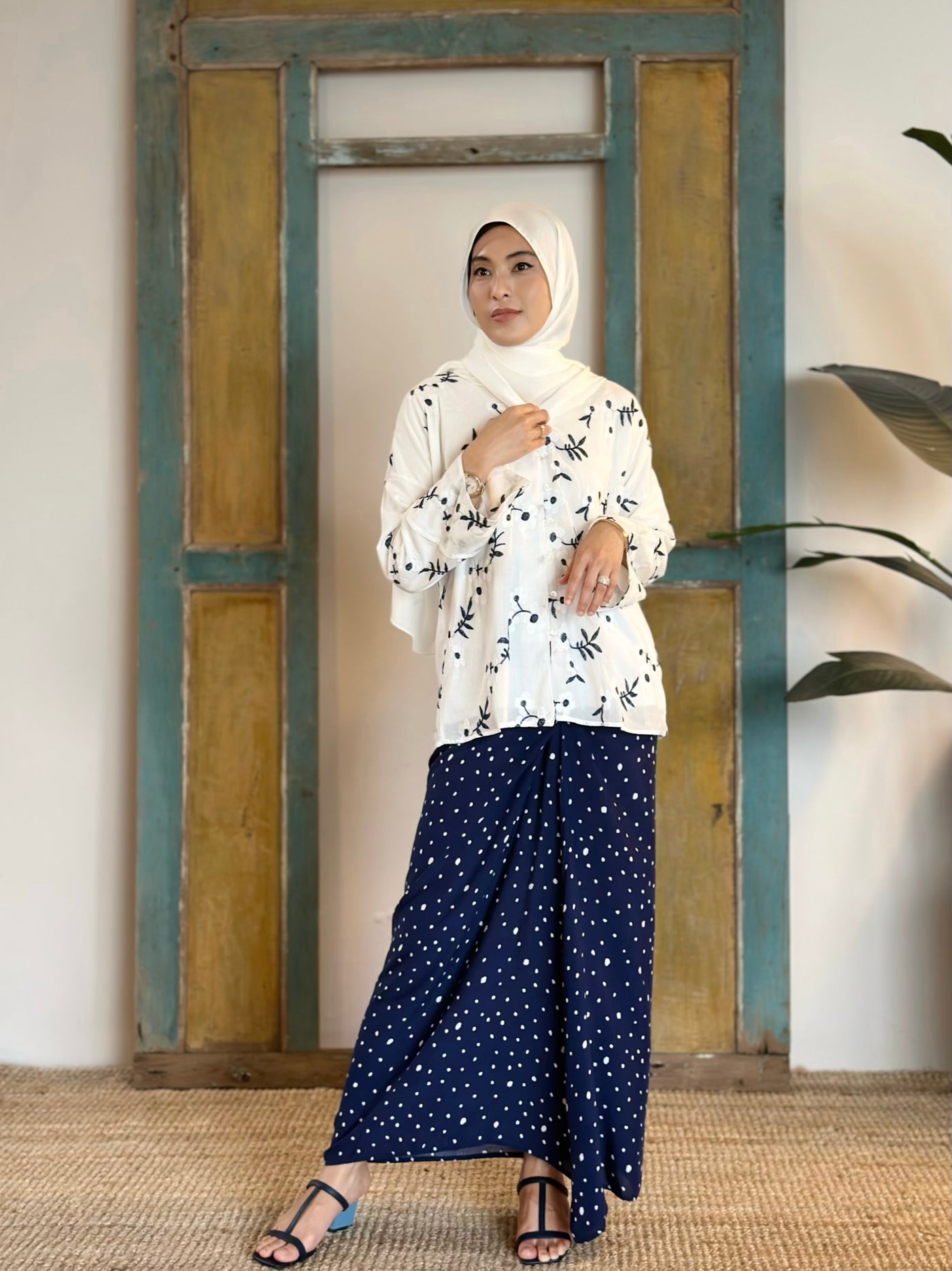 MUSTIKA Mini Kebarung Set in Luxe