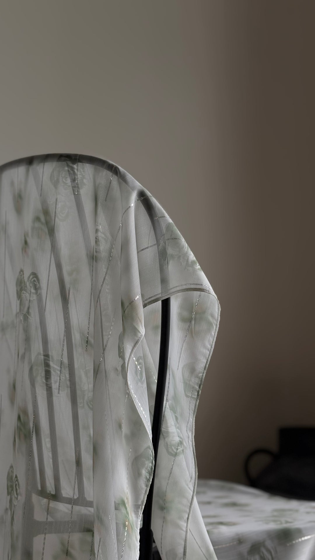 ALUN Selendang in Sage Luminance