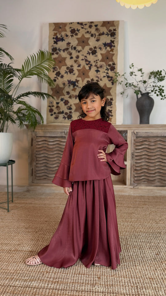 DIYA Modern Kurung Set in Rosewood