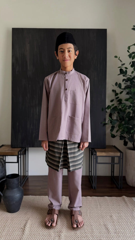 ANDIKA Baju Melayu Cekak Musang Set in Desert Blush