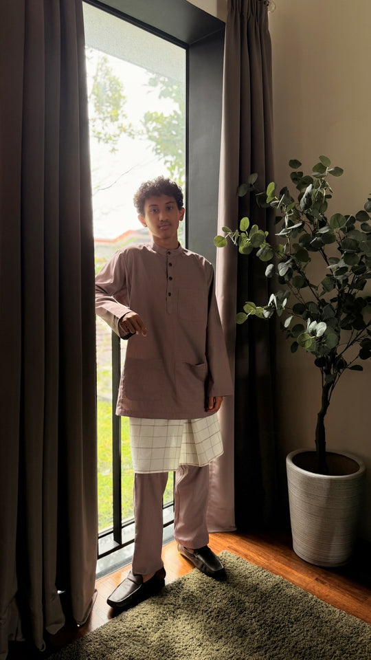 ARJUNA Baju Melayu Cekak Musang in Desert Blush