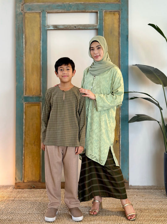 DAMAI Teluk Belanga Kurta in Olive