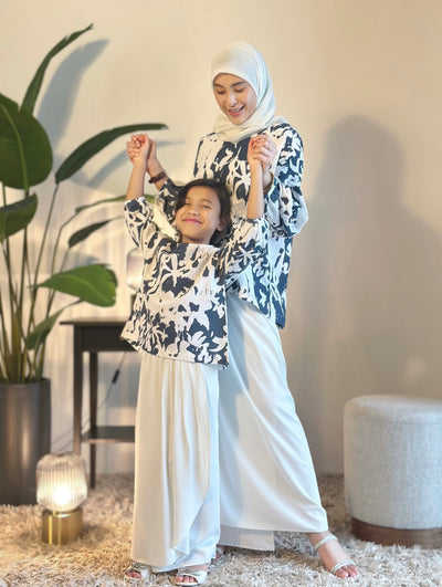LANTANA Short Kurung Set in Vanilla Azure
