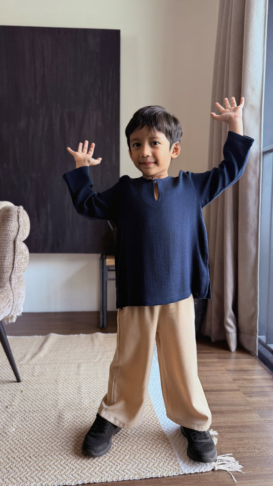 PEKAN Teluk Belanga Kurta in Midnight Blue