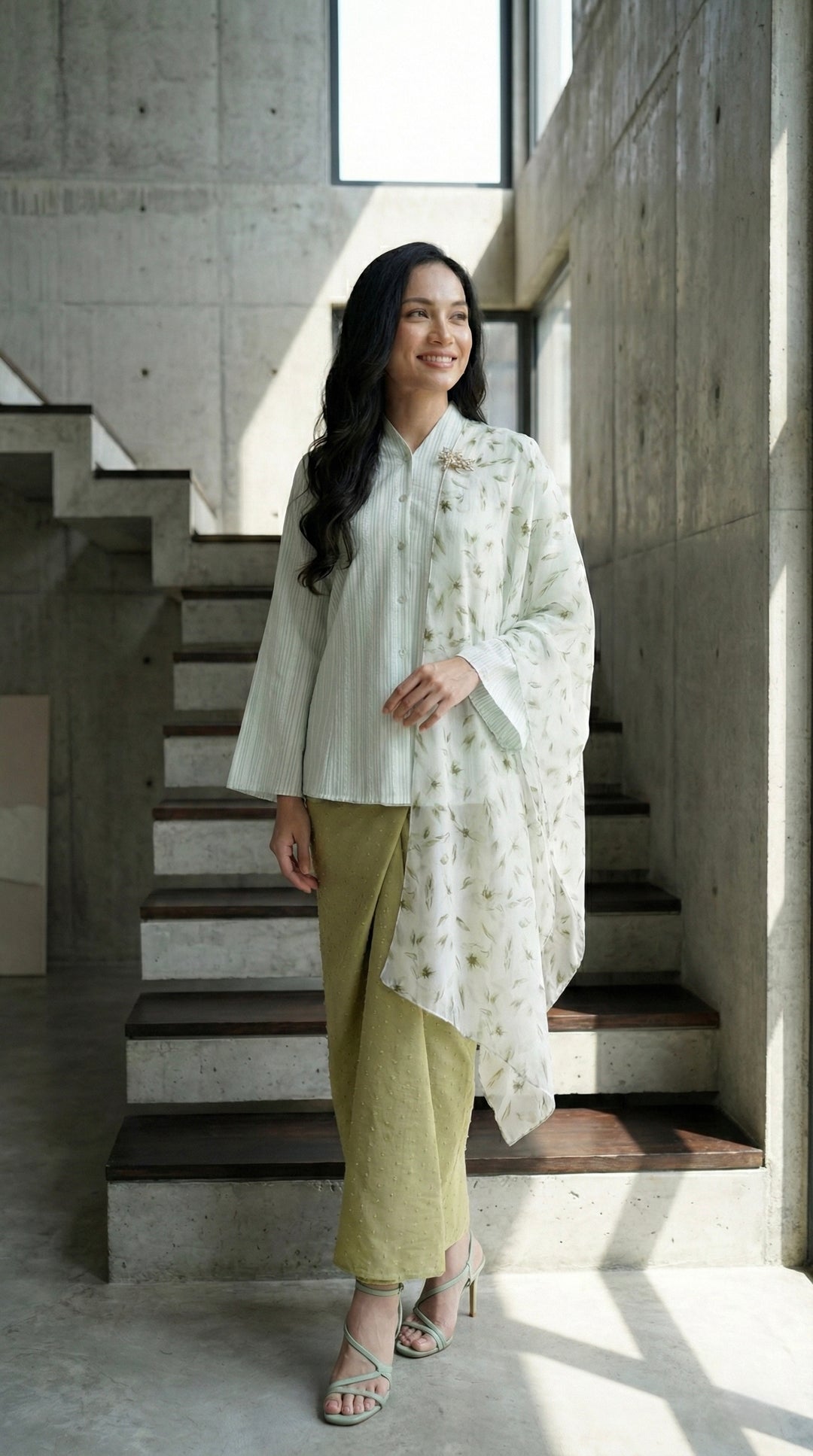 CEMARA Short Kebaya Set in Dewlight Green