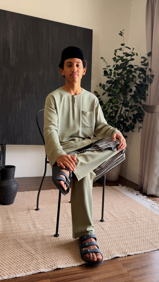 TUAH Baju Melayu Teluk Belanga in Sage