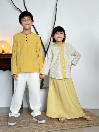 CAHAYA Modern Mini Kurung Set in Daffodil