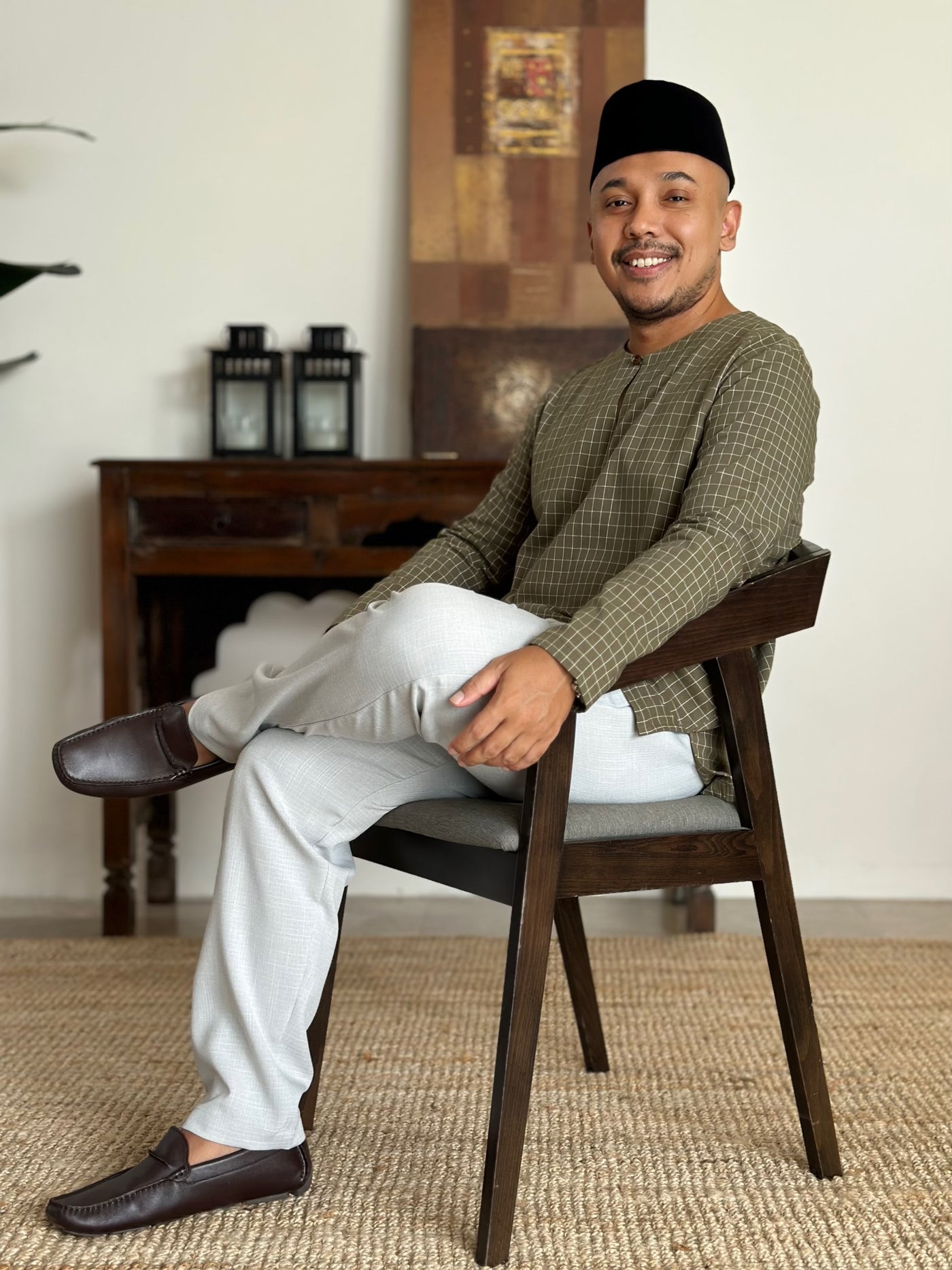 BUDI Teluk Belanga Kurta in Olive