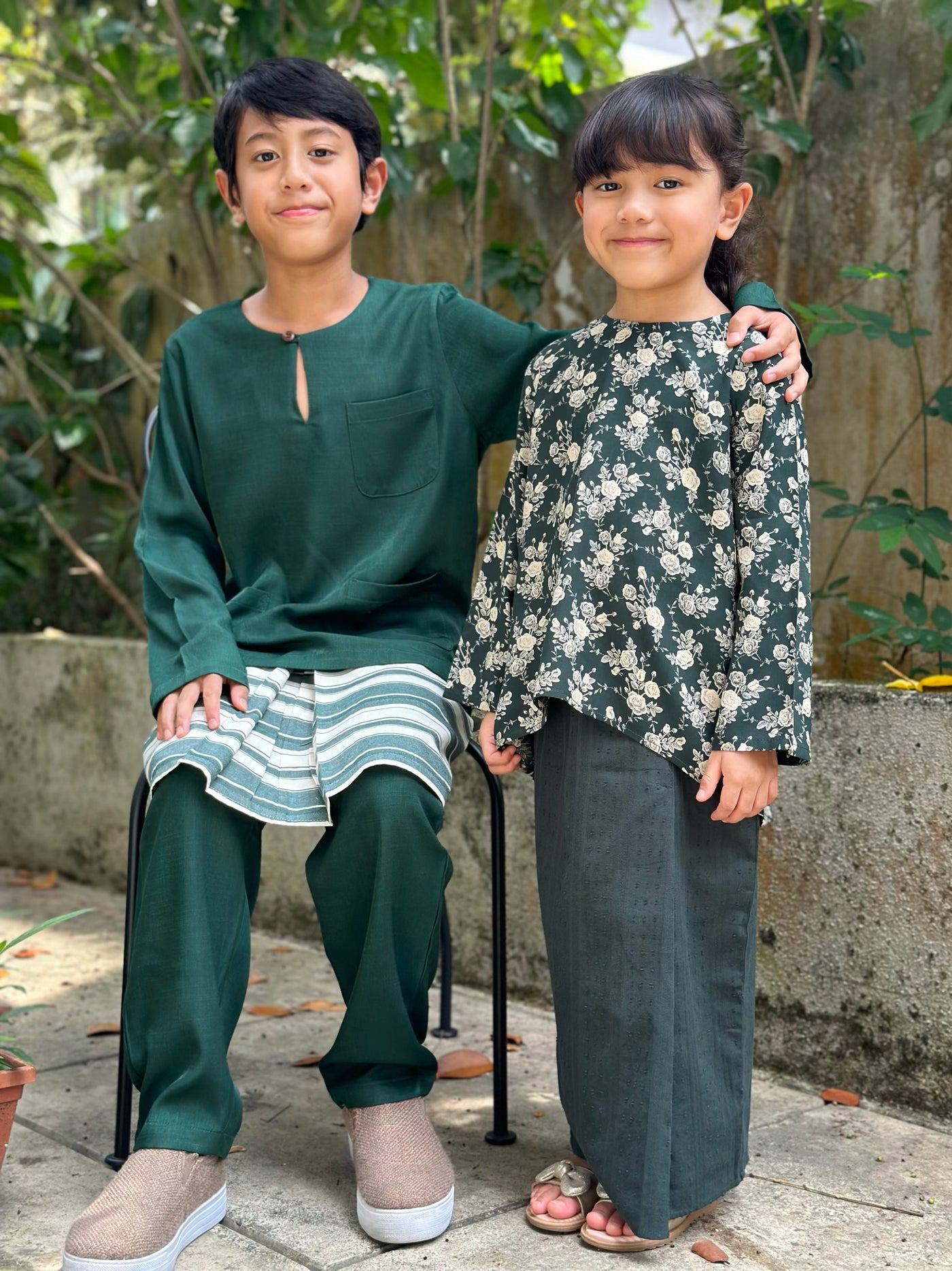 KURNIA Short Kurung Set in Emerald Bloom