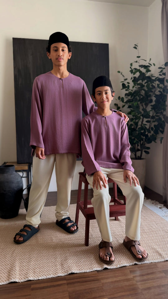 PEKAN Teluk Belanga Kurta in Old Plum
