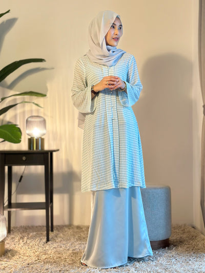 LAILA Long Kebaya Set in Icy Mist