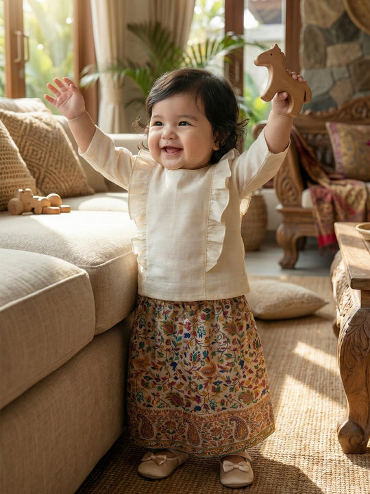 RIANG Frill Blouse & Skirt Set in Vanilla Blossom