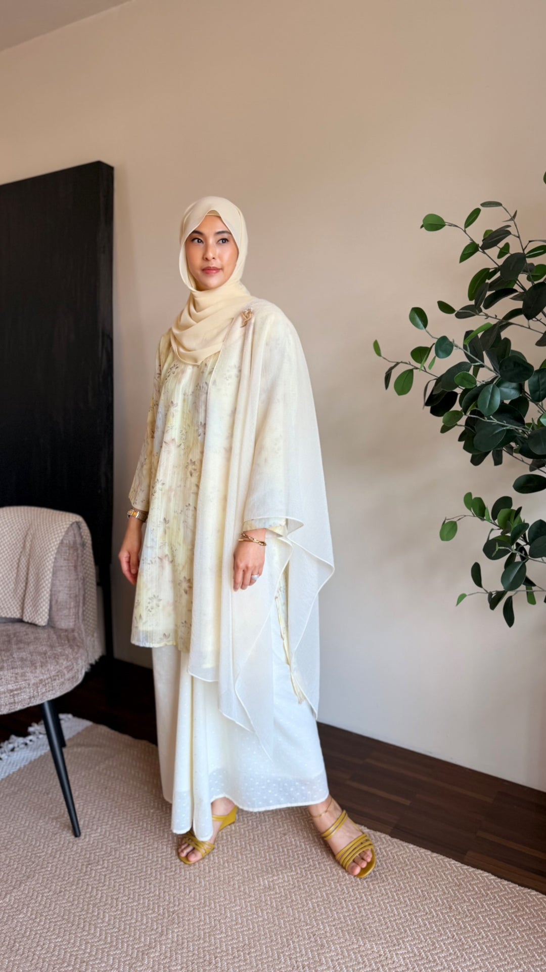 TANJUNG Long Kurung Set in Lemon Blossom