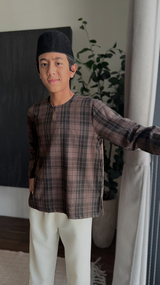 PEKAN Teluk Belanga Kurta in Espresso Plaid