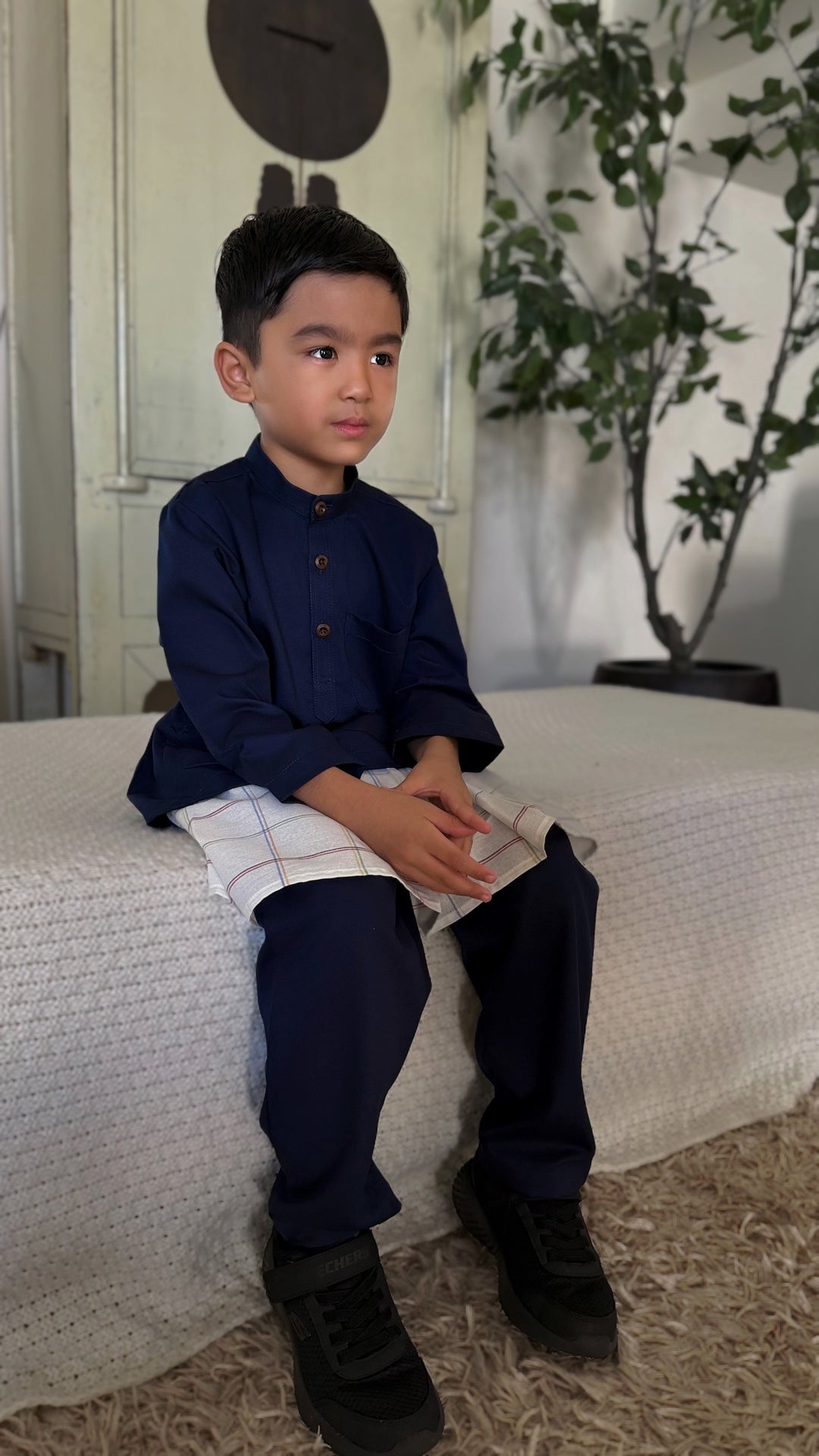 ANDIKA Baju Melayu Cekak Musang Set in Midnight Blue