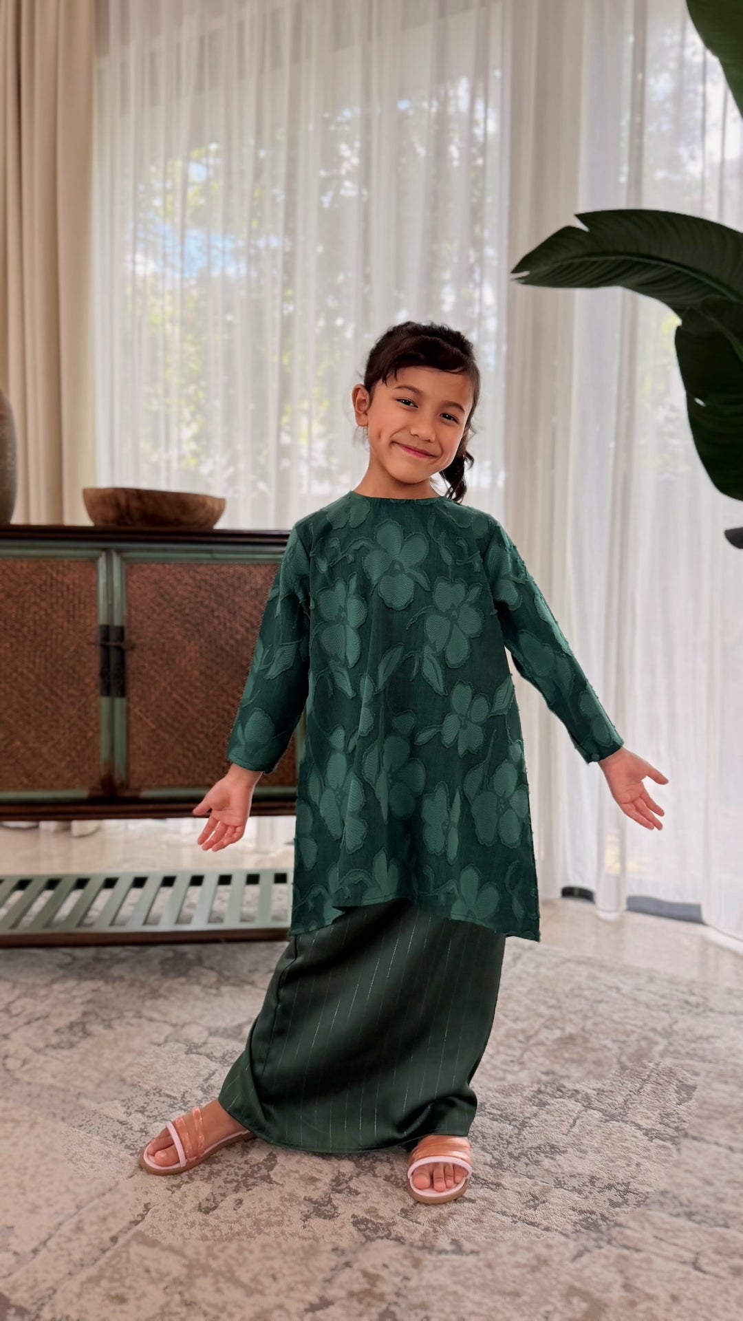 SUKMA Long Kurung Set in Emerald