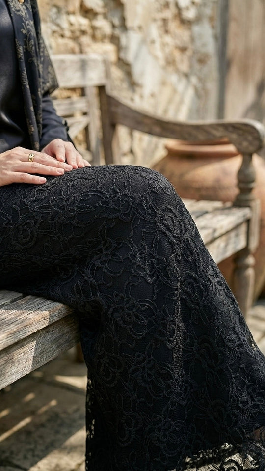 YASMIN Modern Kurung Set in Noir Grace