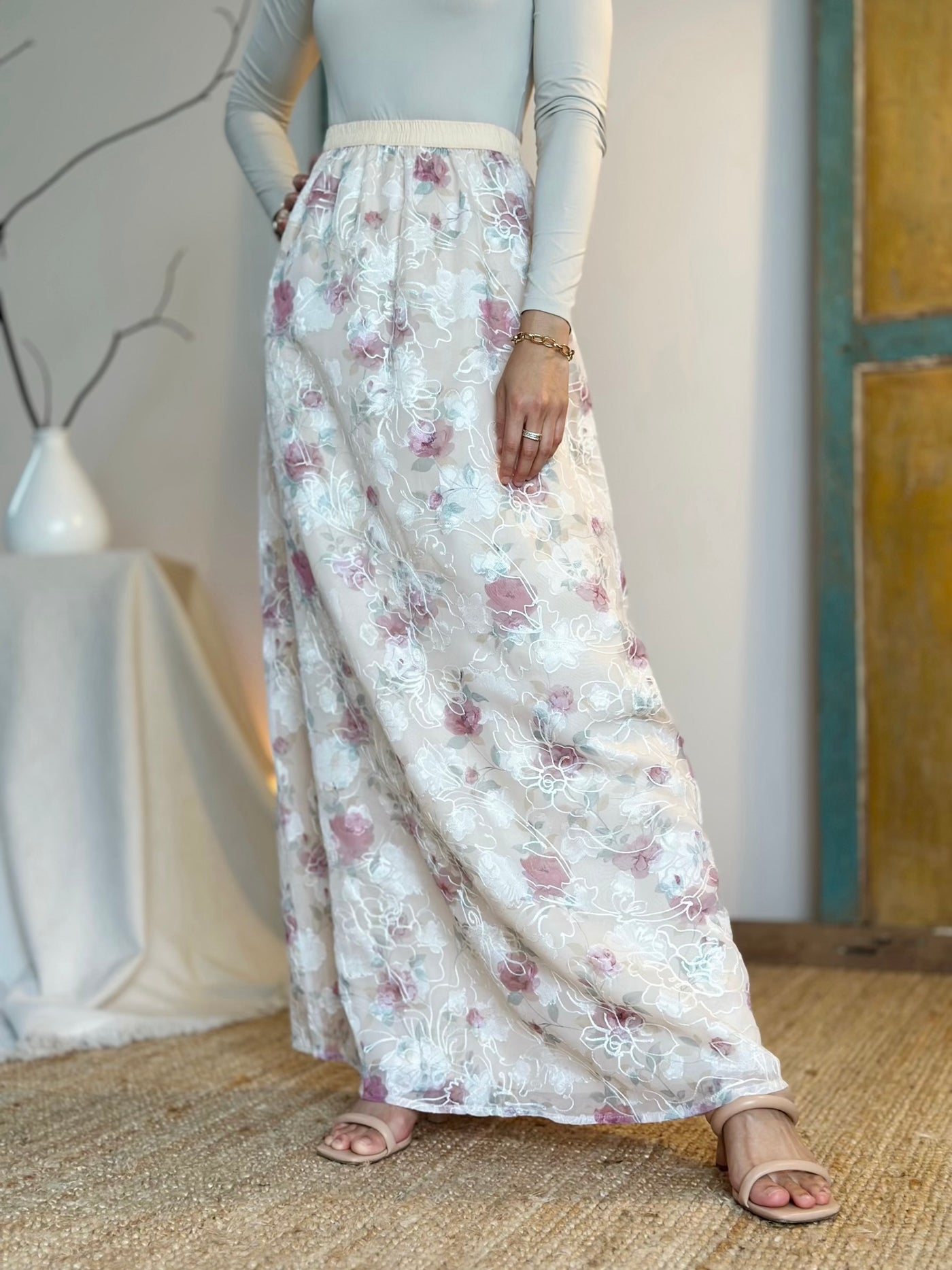 NILA Skirt in Vanilla Rose