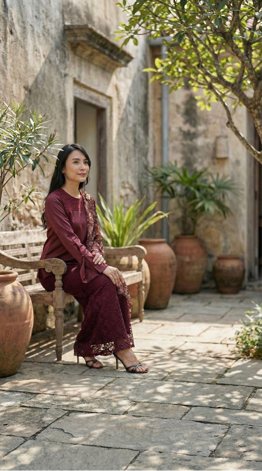 YASMIN Modern Kurung Set in Rosewood