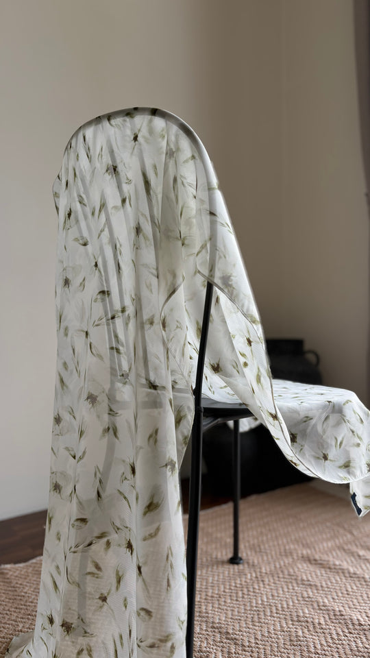 ALUN Selendang in Olive Petals