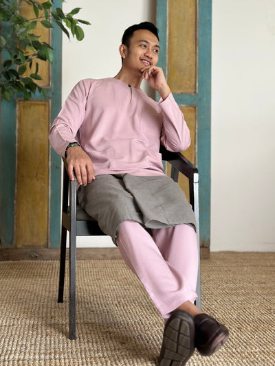 MALIK Teluk Belanga Baju Melayu Set in Dusty Lilac