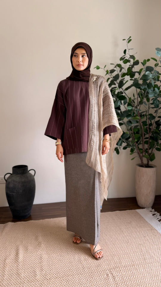 MAIMUNAH Kurung Kedah Set in Chocolate