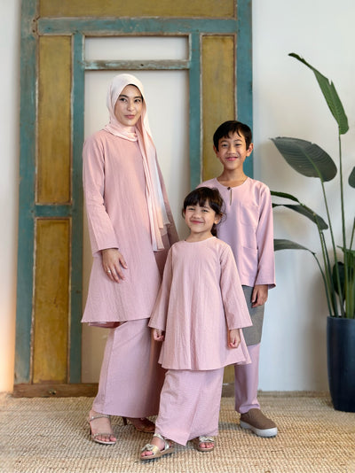 CEMPAKA Kurung Pahang Set in Pink