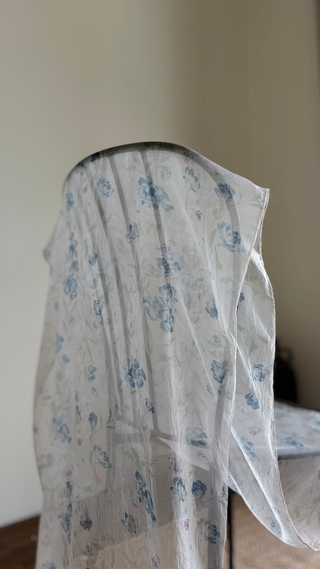 ALUN Selendang in Blue Botanica