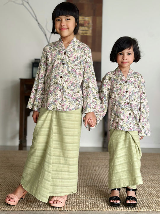TERATAI Short Kebaya Set in Olive Floral