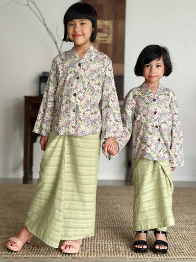 TERATAI Short Kebaya Set in Olive Floral