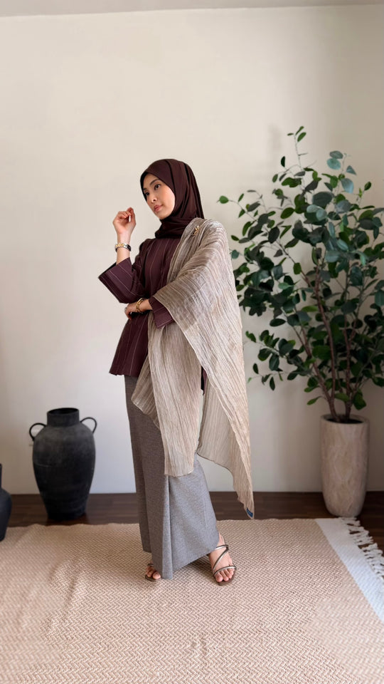 ALUN Selendang in Sand Shimmer