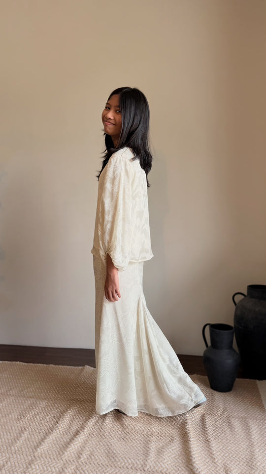 HANA Modern Kurung Set in Silky Ivory