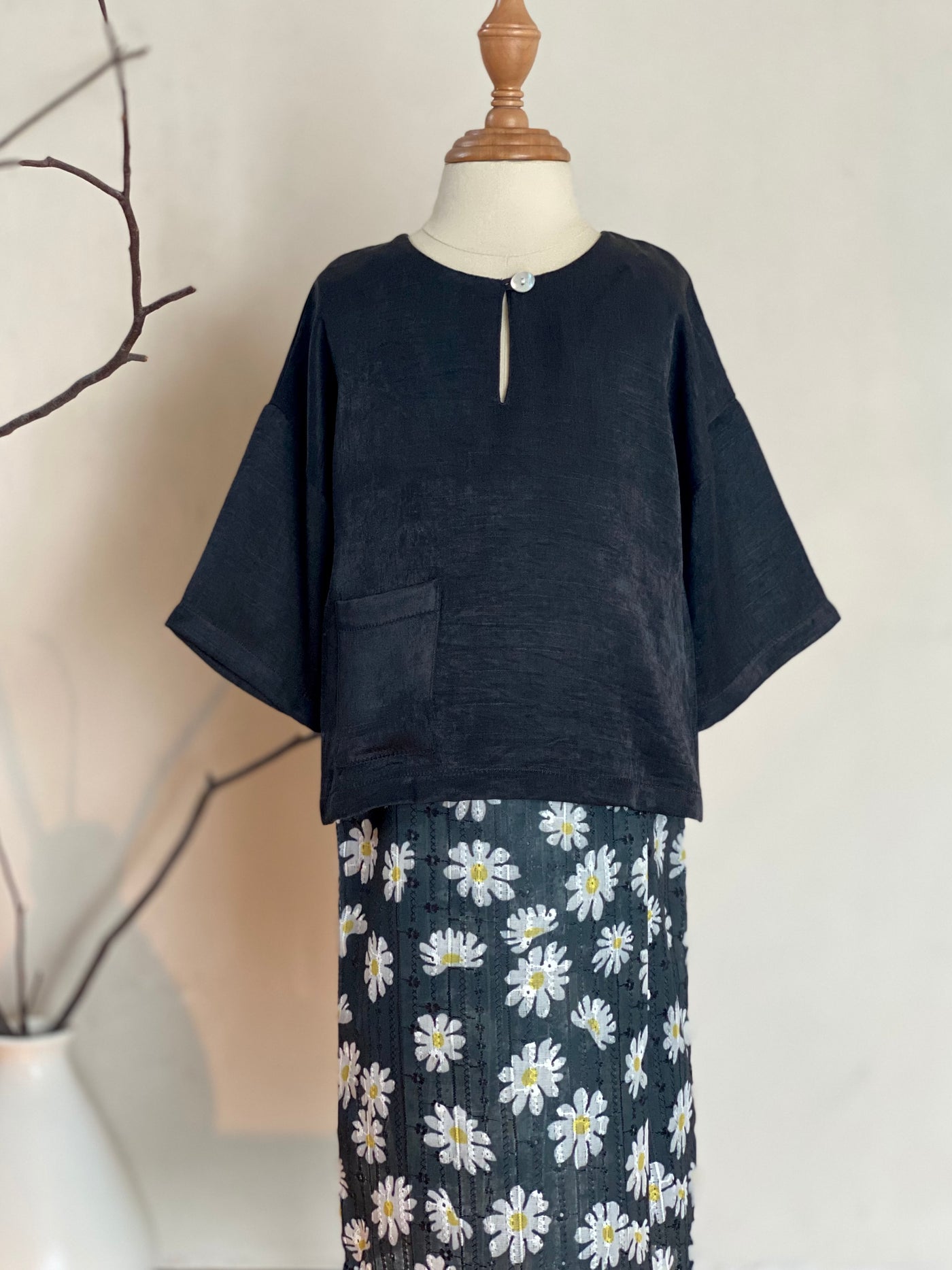 KESUMA Kurung Kedah Set in Ebony
