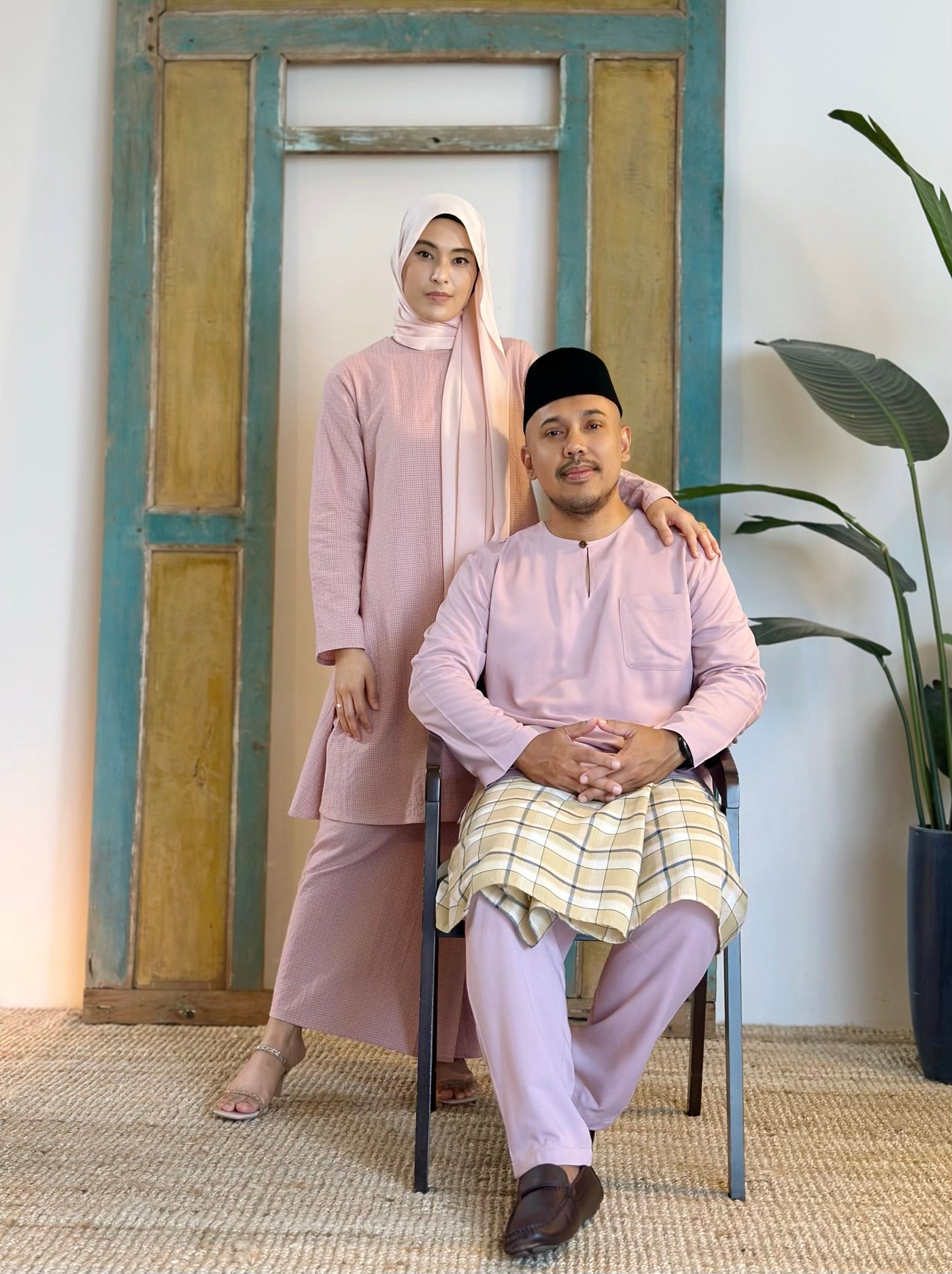 MALIK Teluk Belanga Baju Melayu Set in Dusty Lilac