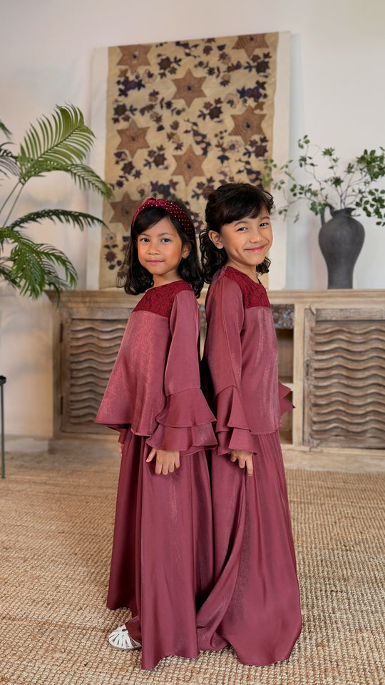 DIYA Modern Kurung Set in Rosewood