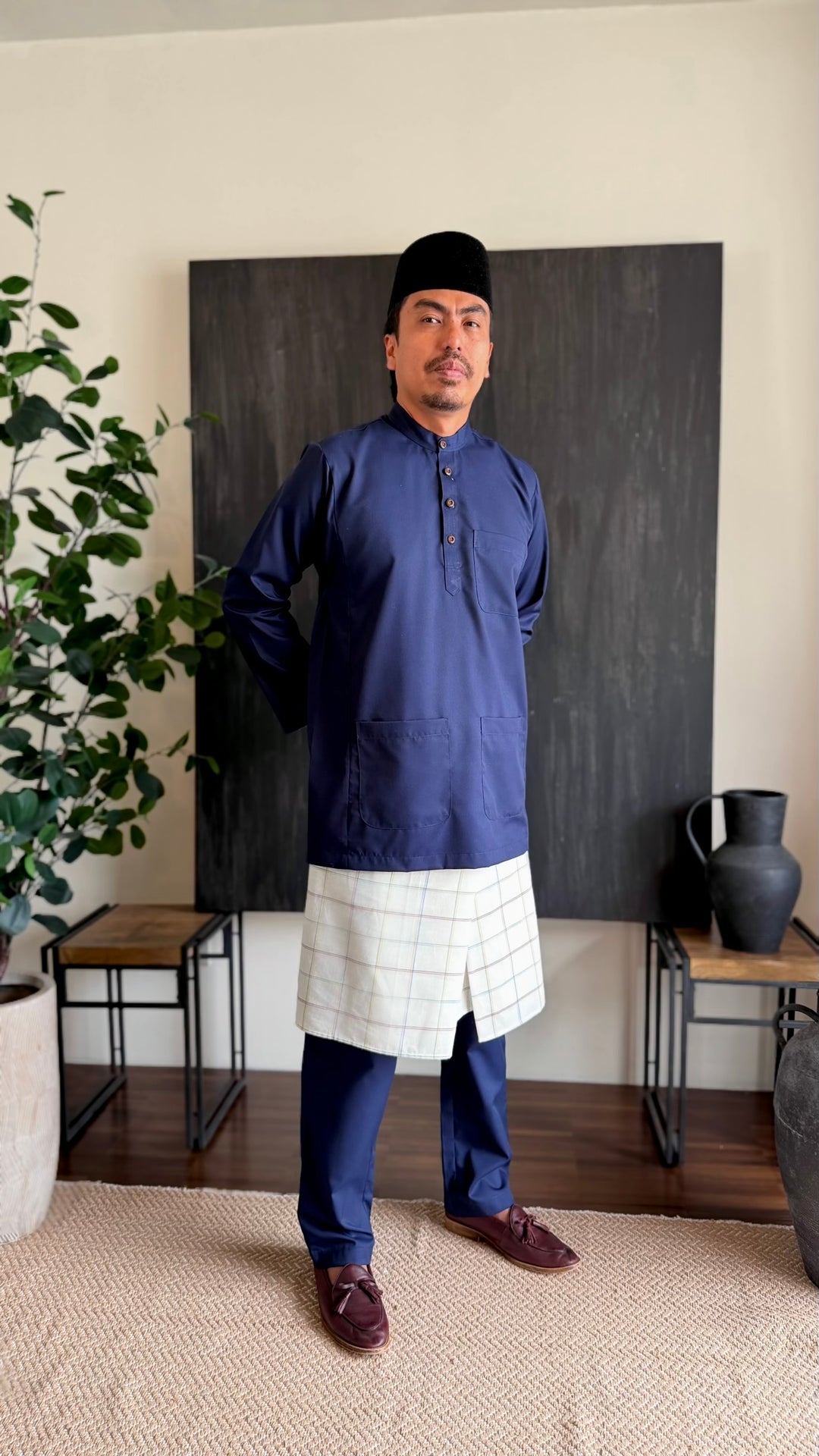 ARJUNA Baju Melayu Cekak Musang in Midnight Blue